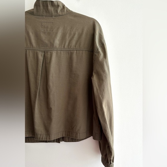 Old Navy Army Green Utility Cropped Jacket, Size Large - Picture 14 of 15